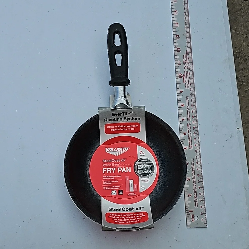 Vollrath steelcoat 7 in fry pan